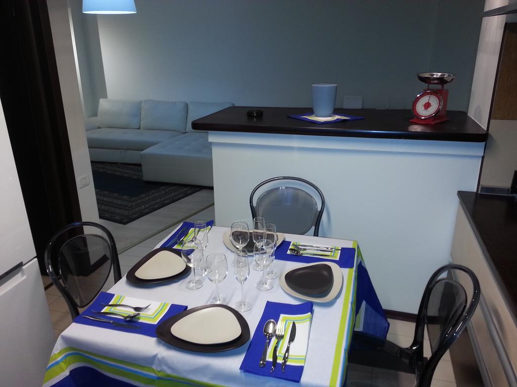 Apartment 3 Rooms Elegant Bucureşti Eksteriør bilde