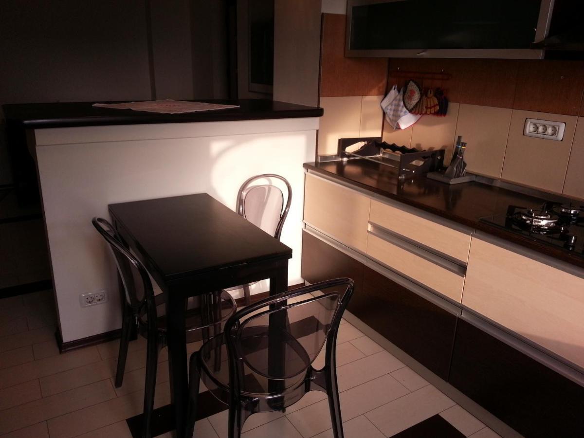 Apartment 3 Rooms Elegant Bucureşti Eksteriør bilde